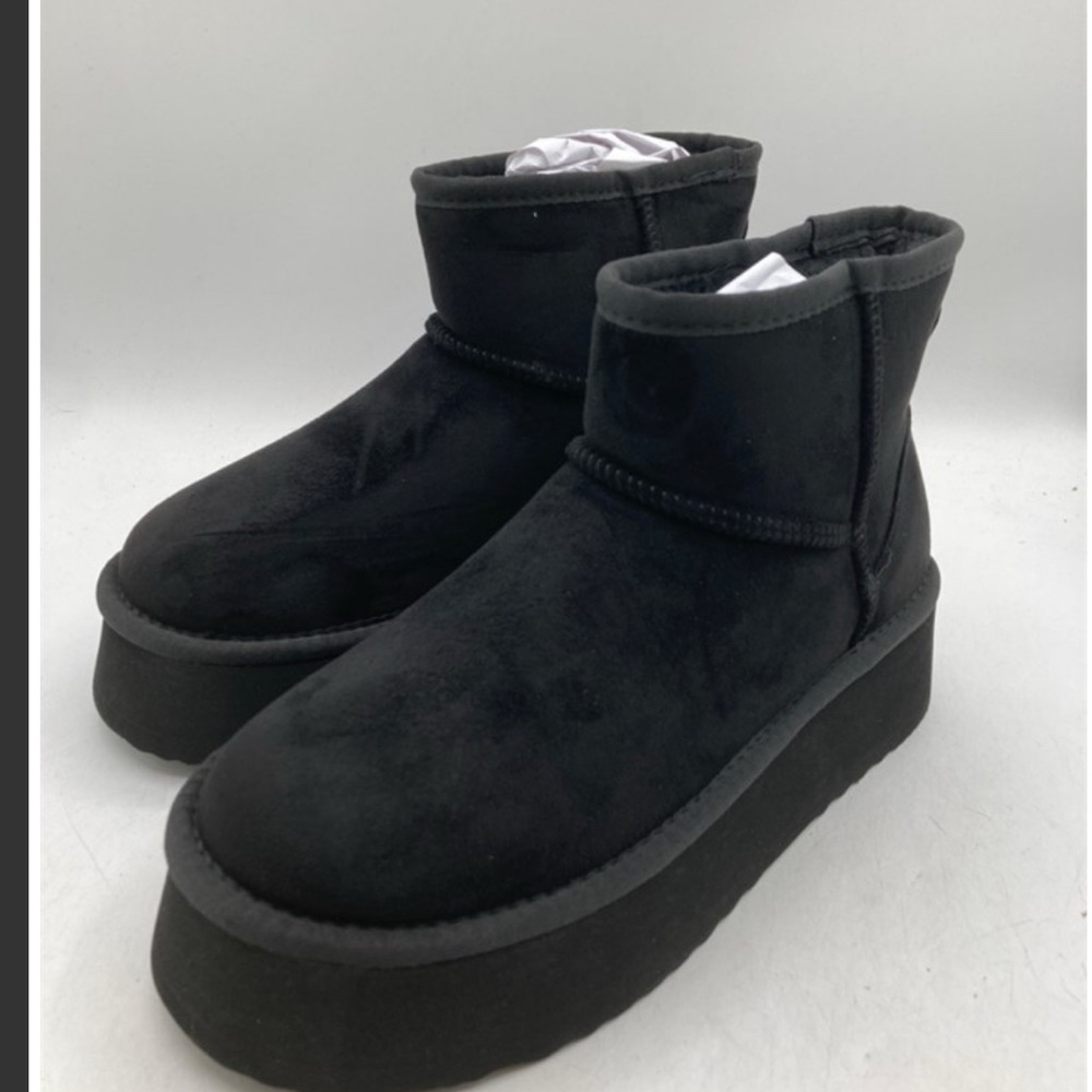 New Steve Madden Black Women's Ankle Boots size 8
